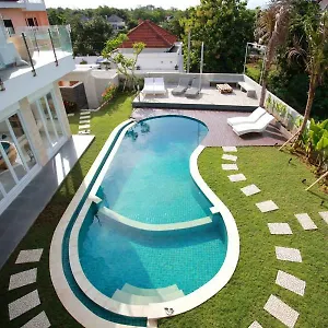 https://vanilla-suite-jimbaran.ubudhotelsnow.com