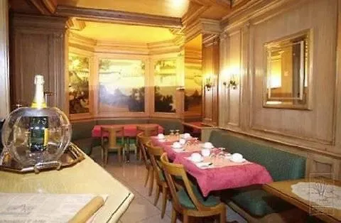 Murat Paris Otel